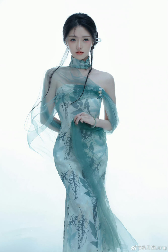 穿普拉达的女王